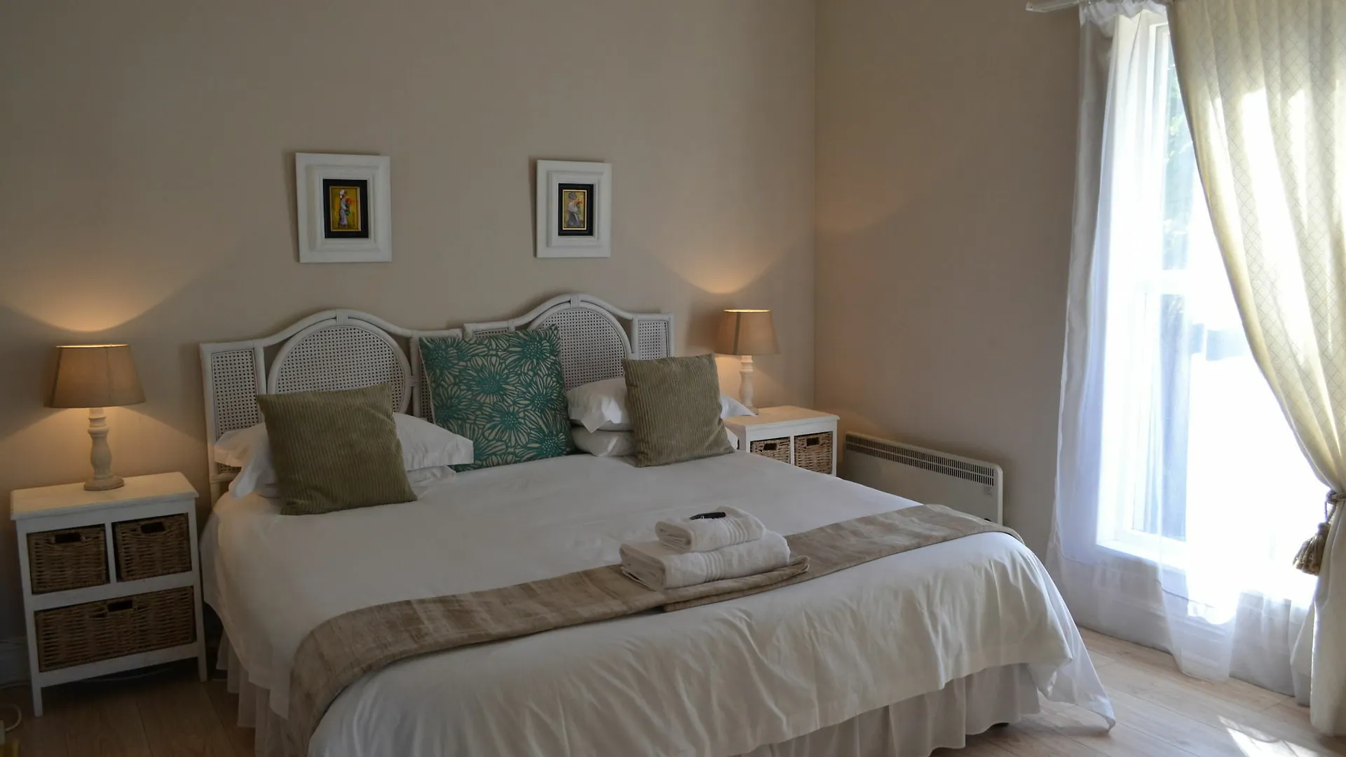 Bell Rosen Guest House Bellville